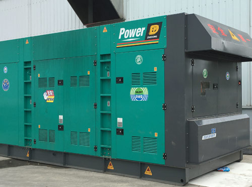 屯溪升级发电机组的过程中需要注意哪些安全事项？