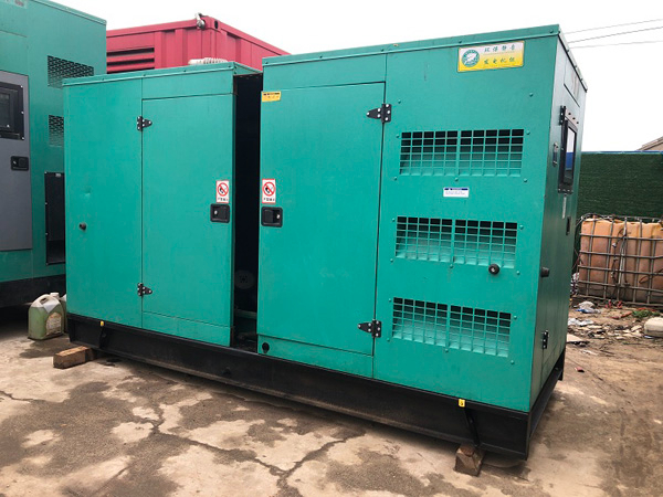 屯溪怎样合理控制磷酸铁锂蓄电池的充放电倍率以延长其使用寿命？